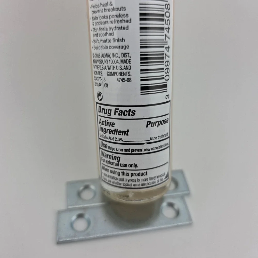Almay Clear Complexion Makeup 099 Porcelain Liquid‎ Foundation Matte 1oz